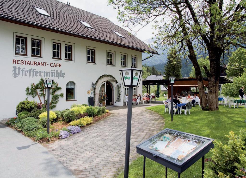 Landgasthof Pfeffermuehle Kotschach-Mauthen Exterior foto